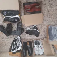 کتونی و کفش