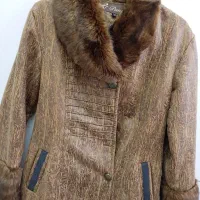 پالتو|لباس|رشت, معلولین|دیوار