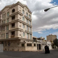 سه-خواب173-متری-سر-نبش-تکمیل-زرهی-نما-رومی