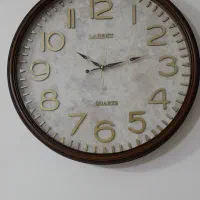 ساعت دیواری نو برای فروش