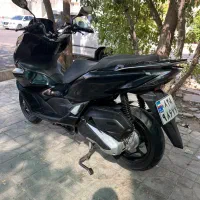 موتور سیکلت pcxفروش فوری زیر قیمت کل ایران|موتورسیکلت|شیراز, بهارستان|دیوار