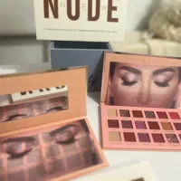 پالت سایه چشم ۱۸ رنگ نود هدی بیوتی مدل Nude