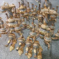 جمع آوری لوستر های سالم و خراب