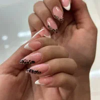 کاشت ناخن+ژلیش پا رایگان400