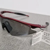 عینک های اسپرت آمریکایی اوکلی Okley