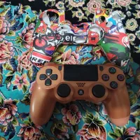 دسته پی آس فور PS4|کنسول، بازی ویدئویی و آنلاین|اصفهان, سپاهان‌شهر|دیوار