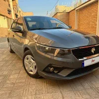 تارا بدون رنگ