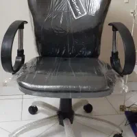 صندلی (اداری، میز تحریر و کامپیوتر)