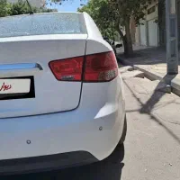 کیا سراتو آپشنال ۱۳۹۶ اتومات ۲۰۰۰|خودرو سواری و وانت|تهران, جنت‌آباد مرکزی|دیوار