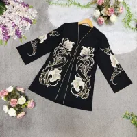 مانتو مجلسی کارشده با گلدوزی جنس پارچه مازراتی