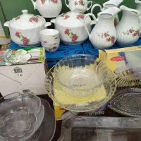 ظروف شیشه‌ای پیرکس وچینی گل سرخی