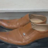 کفش سایز ۴۴ کاملا نو اصلا استفاده نشده تمام چرم