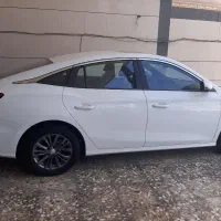 ام جی 5  2025