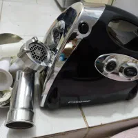 چرخ گوشت.سالم. نو. اصلا استفاده نشده.