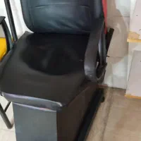 صندلی آرایشگاهی
