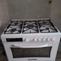 گاز رومگا تمام لمسی سه جوجه گردان فردار دیجیتالی