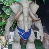 مجسمه بزرگ فیل