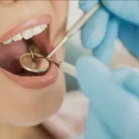 استخدام دستیار دندانپزشک