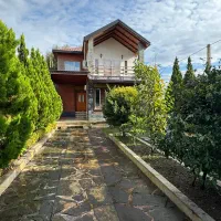 باغ-ویلا-سرسبز-300-متری-سرسبز-تو-سه-کیلومتری-نور