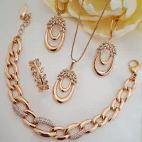 فروش آنلاین انواع اکسسوری‌، از انگشتر تا نیم‌ست|بدلیجات|علی‌آباد کتول, |دیوار