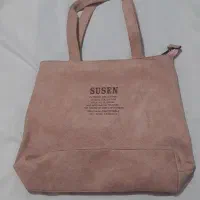 تعدادی کیف و لباس و کفش|کیف، کفش، کمربند|پاکدشت, پاکدشت (مامازند)|دیوار