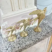 پرستو و گل