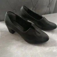 کیف|کیف، کفش، کمربند|قروه, |دیوار