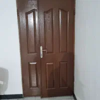 توالت فرنگی و روشویی و درب چوبی اتاق|لوازم سرویس بهداشتی|رشت, فلسطین|دیوار