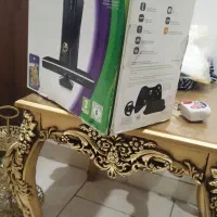 ایکس باکس ۳۶۰ با دو دسته