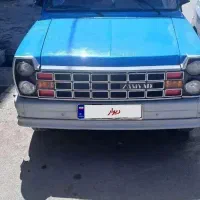 نیسان وانت مدل ۸۲