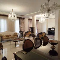 ۲۱۰م/سالن تفکیکی/تاپ لوکیشن زعفرانیه/غرق در نور