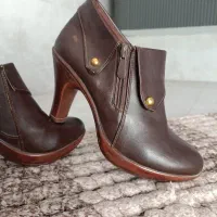 دو جفت نیم بوت زنانه|کیف، کفش، کمربند|نجفآباد, امیرآباد|دیوار