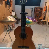 گیتار یاماها cs40