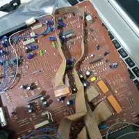 قطعات استوک ویدیو BETA و VHS|پخش‌کننده DVD و ویدیو|اندیشه, اندیشه فاز ۳|دیوار