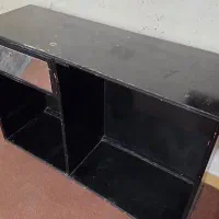 میز چوبی محکم