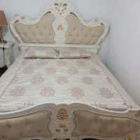 تخت خواب و تشک و دوتا پاتختی سالم و شیک|تخت و سرویس خواب|خرمدره, |دیوار