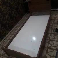 تخت خواب یک نفره
