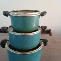 قابلمه تفلون رنگ ابی و دو قابلمه مدل عروس