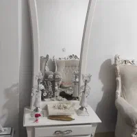 آینه وشمعدان و کنسول
