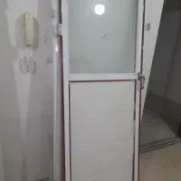 درب سرویس بهداشتی