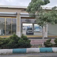 نمایشگاه بر خیابان قزوین