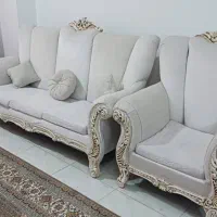 یک دست مبل بسیار بسیار تمیز و یک عدد زیرTV