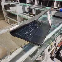 لپتاپ فوجیتسو ژاپن بسیار با کیفیت i5 رم ۱۶ هاردssd