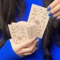 تآرُوت فآل آیینهّ بین/فالِ لنُومارد و فآل قهوه