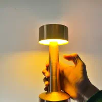 آباژور رومیزی شارژی سبمگل خوش قیمت|چراغ خواب و آباژور|اصفهان, چرخاب|دیوار