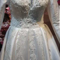 ۴عدد لباس عروس نوطرح اروپایی وعربی بانازلترین قیمت