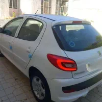 پژو ۲۰۷ اتومات سقف فلز مدل ۱۴۰۵