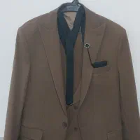 کت وشلوار نو|لباس|پیشخور, |دیوار