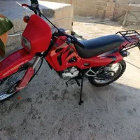 تریل 200پیشرو