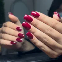 خدمات سالنی ناخن